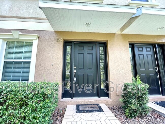 Building Photo - 10144 Arbor Run Dr