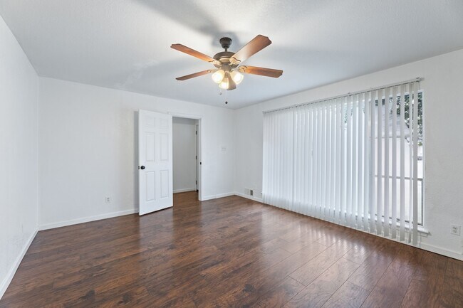 Foto del edificio - 2726 Blanton St