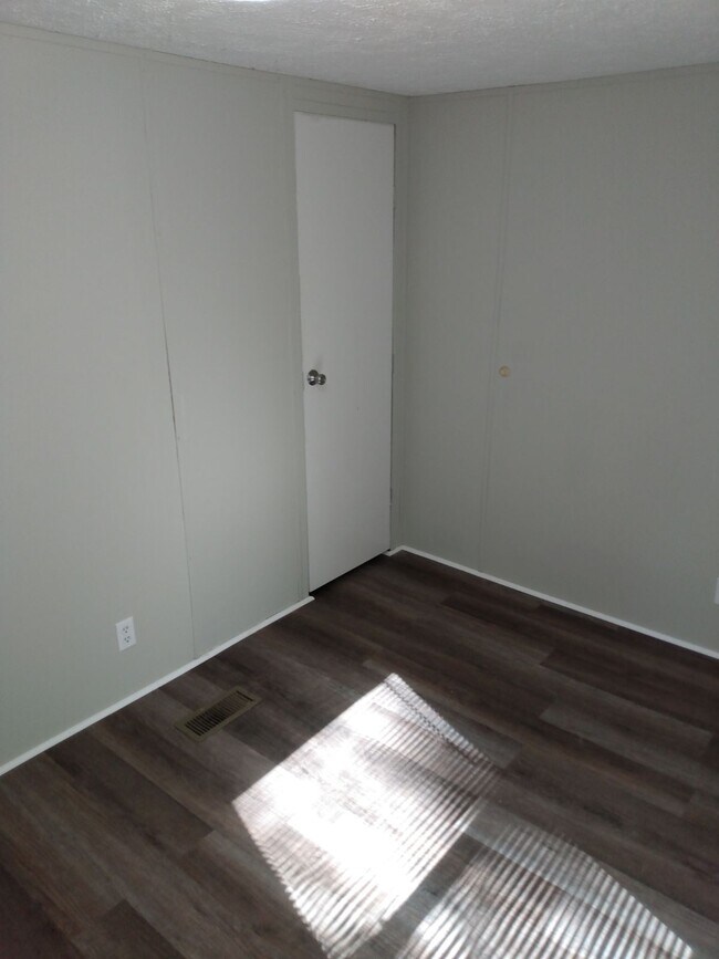 Building Photo - 288 Wauka Mountain Rd