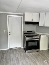 Building Photo - 157 Coombs Ave SE