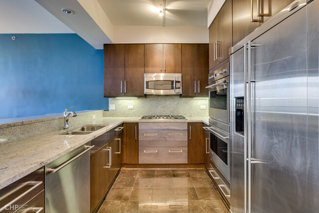 Foto del edificio - 1211 S Prairie Ave