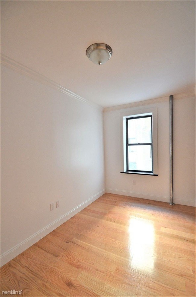 Building Photo - 5 br, 1 bath Apartment - 611 W 180th St