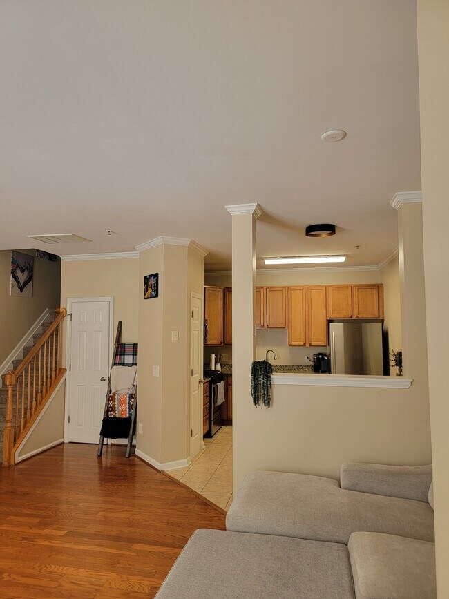 Foto del edificio - 2220 Valley Edge Dr