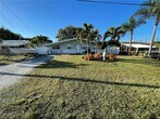 Foto principal - 6537 Pines Pkwy