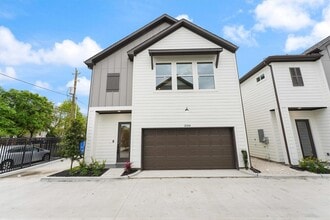 Building Photo - 2131 Blalock Rd