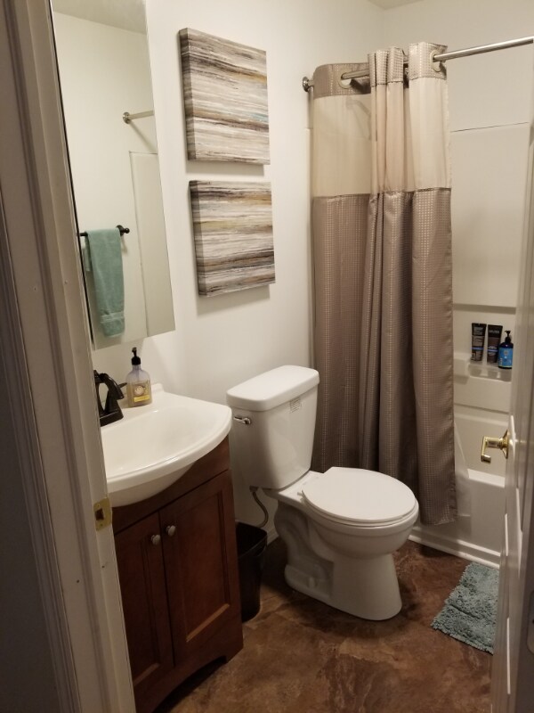 Foto del edificio - 1713 Wade St Ext