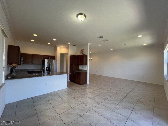 Building Photo - 5389 Cameron Dr