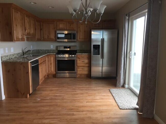 Foto del edificio - 3 Bed - 2.5 Bath Twin Home -Gemini Meadows