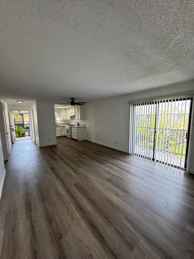 Building Photo - Maple Apartments