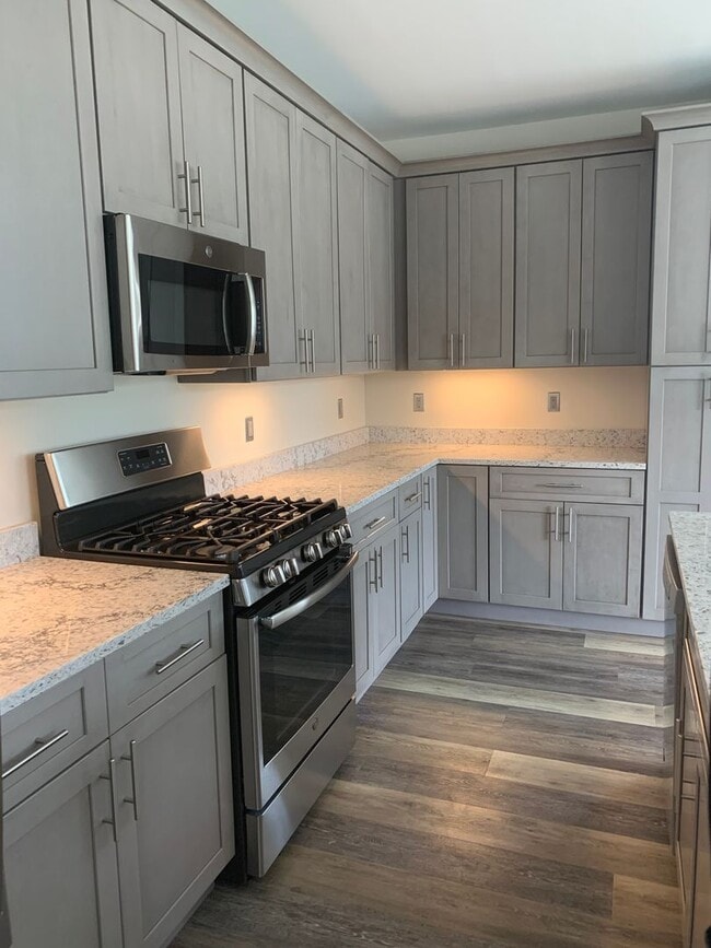 Interior Photo - One Dutchess Luxury Waterfront 1, 2, & 3 Bedroom Apartments homes