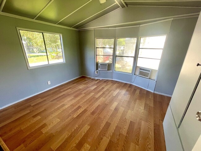 Building Photo - 11546 SW 37th St