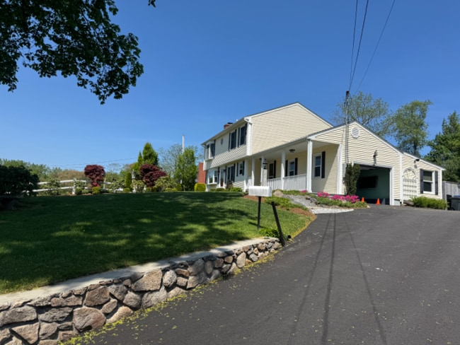 Building Photo - 647 Frenchtown Rd