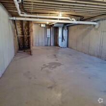 Building Photo - 254 Persimmon Rd
