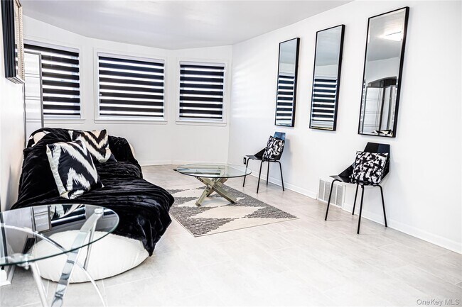 Foto del edificio - 1 Summer Ln