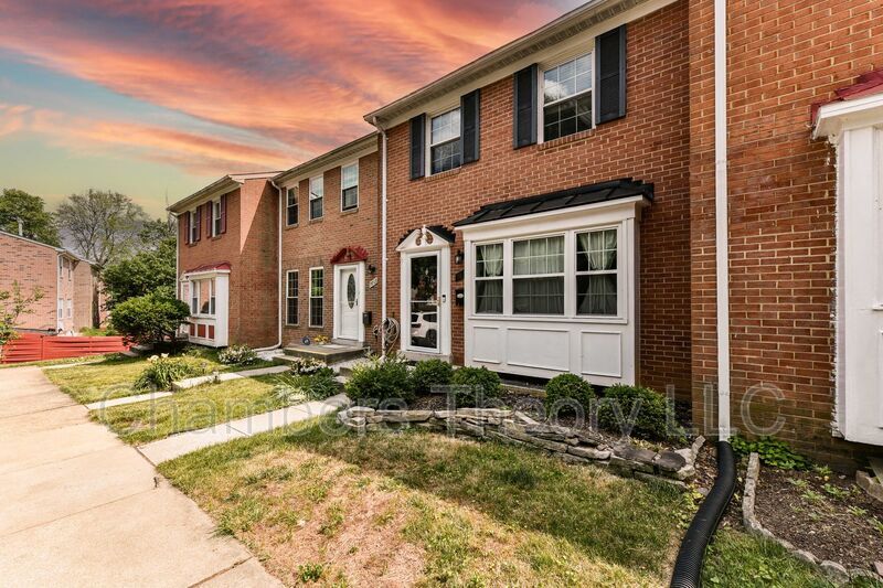 7805 Beard Ct, Falls Church, VA 22043 House Rental in Falls Church