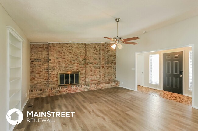 Foto del edificio - 3920 Green Hills Ct