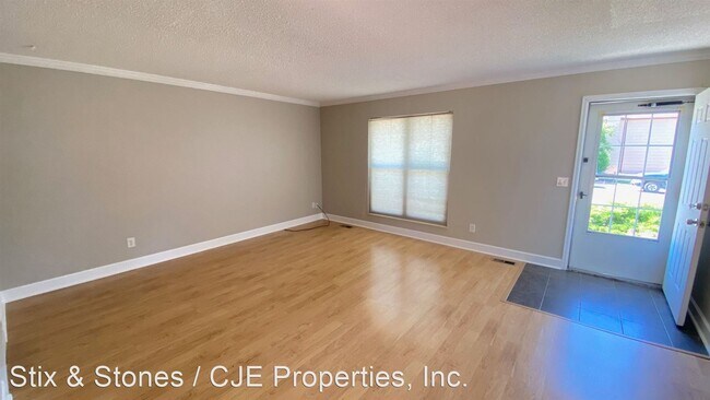 Building Photo - 4 br, 2 bath House - 16421 E Arkansas Dr.