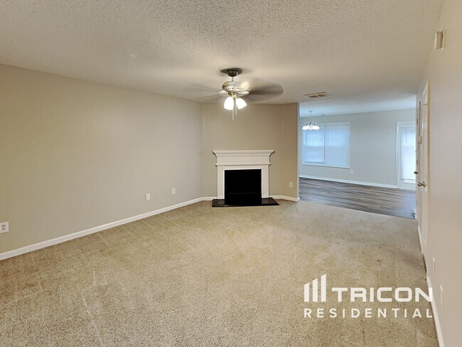 Building Photo - 6899 Mahonia Place Lithonia GA