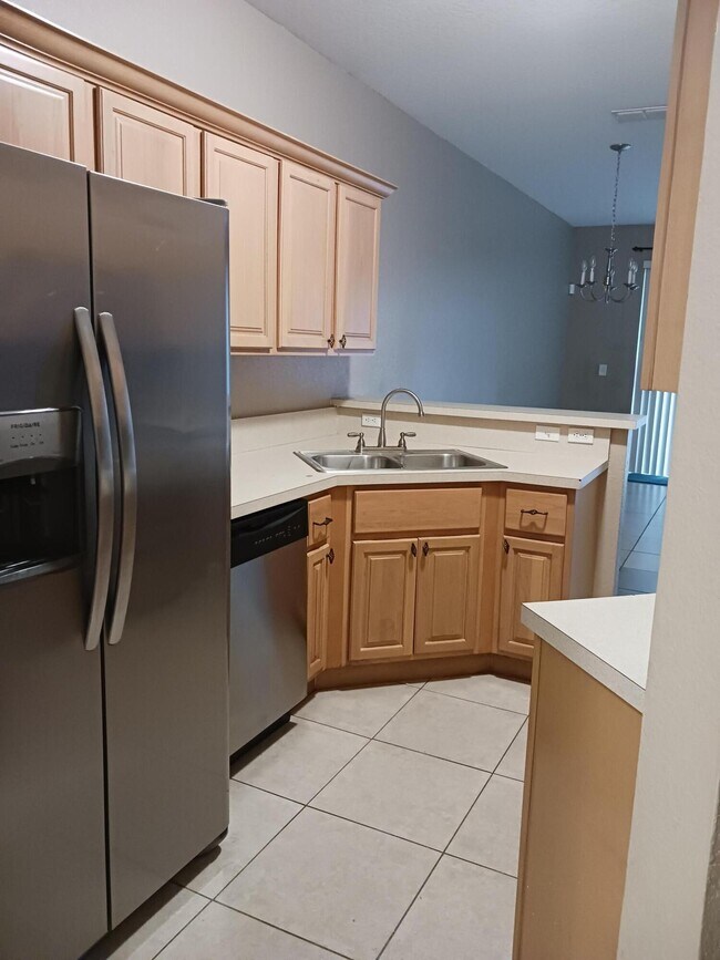 Building Photo - 795 Pipers Cay Dr