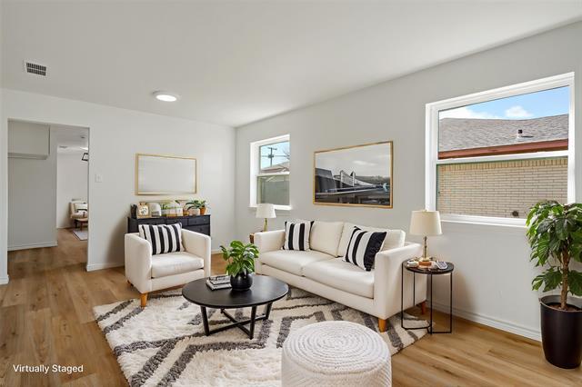 Foto principal - 12816-12818 Pandora Dr