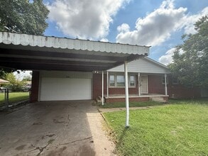 Building Photo - 1217 N 89th E Ave