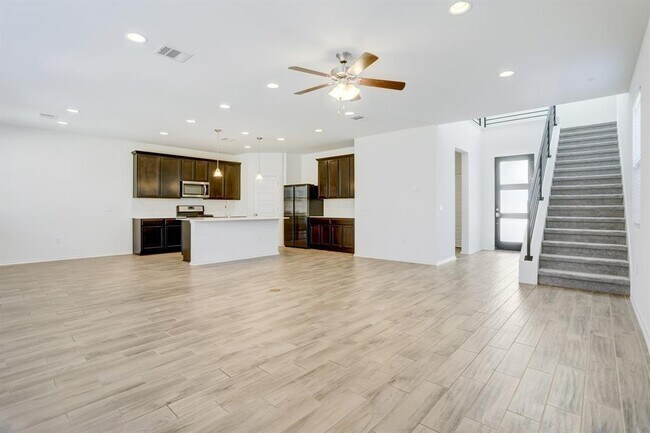 Foto del edificio - 2106 Tasmanian Tiger Trace