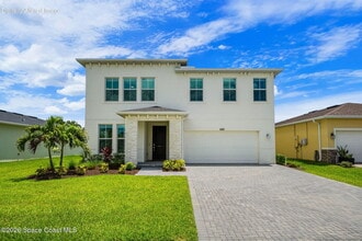 Building Photo - 640 Veridian Cir NW