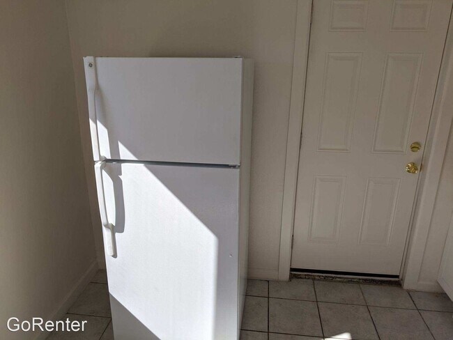 Foto del edificio - 2 br, 1 bath House - 2425 W Turney Ave #H