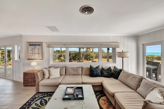 Foto del edificio - 1590 Gracewood Ln