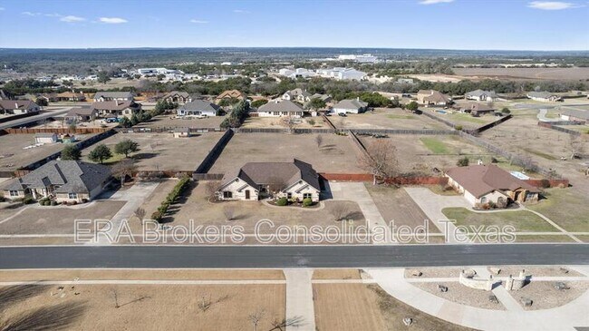 Building Photo - 209 Sarahs Ln