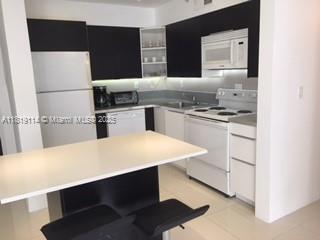 Foto del edificio - 1500 Bay Rd