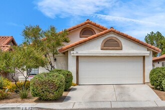 Building Photo - 760 Thousand Oaks Dr