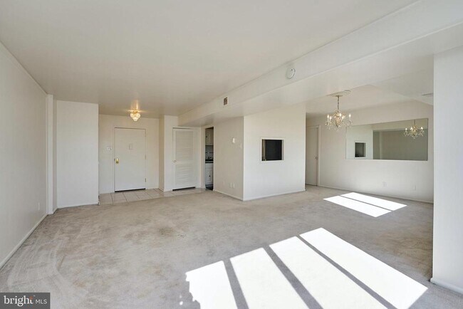 Foto del edificio - 5340 Holmes Run Pkwy
