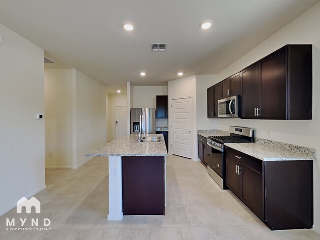 Foto del edificio - 2549 Calle Palta