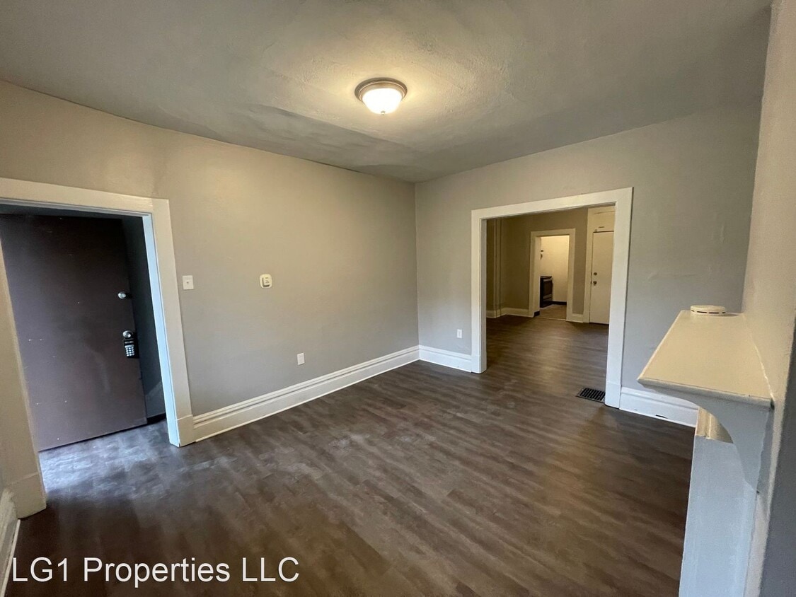 7313 Woodlawn Ave, Swissvale, PA 15218 House Rental in Swissvale, PA