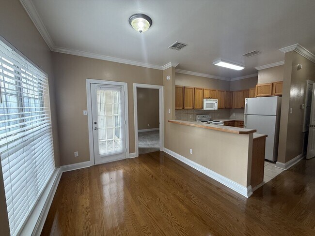 Foto del edificio - 307 Penny Ln