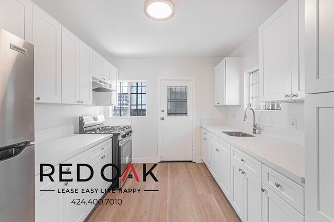 Foto del edificio - 632 E 82nd St