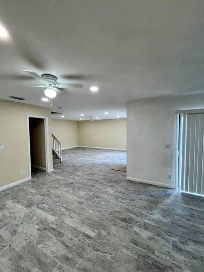 Foto del edificio - 6955 NW 18th St