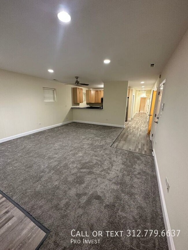 Foto del edificio - Large 2bed / 2bath -1400 sqft - In unit wa...