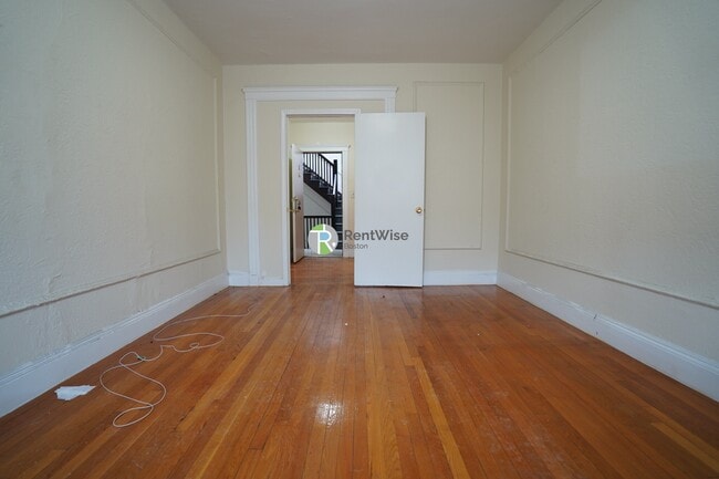 Foto del edificio - 51 Linden St