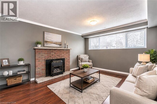 Photo du bâtiment - 442 Blythwood Pl