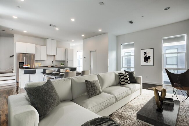 Foto del edificio - 4901 Live Oak St