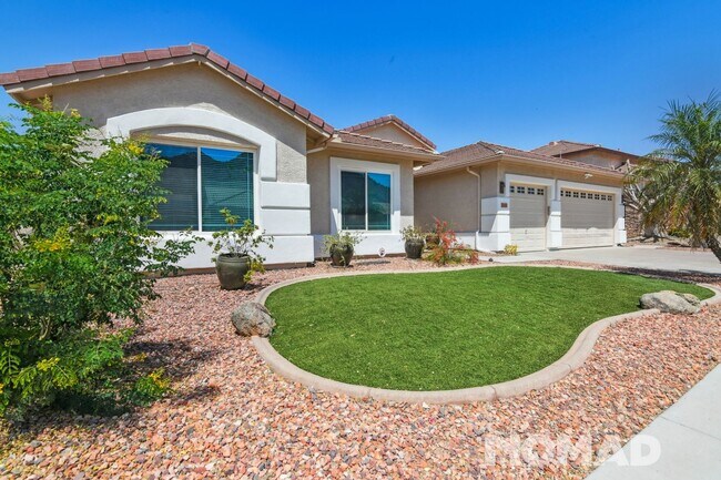 Building Photo - Spacious 4BR House on Arrowhead Lake in Gl...