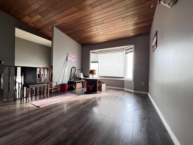 Photo du bâtiment - 7909 Mission Heights Dr