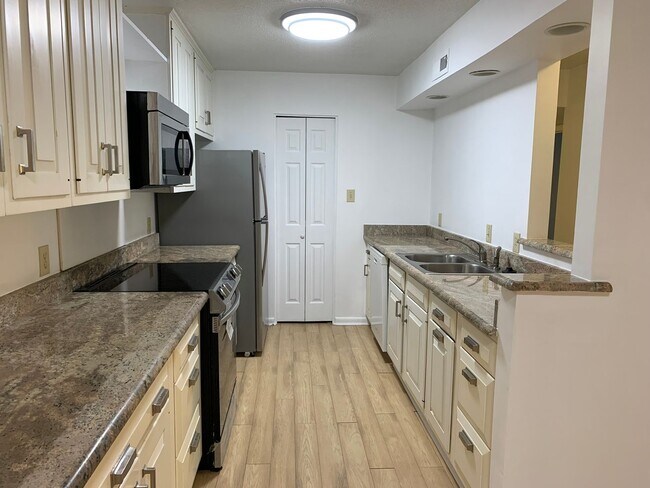 Foto del edificio - 4507 Edwards Mill Rd