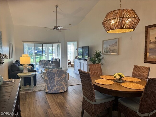 Foto del edificio - 13611 Worthington Way