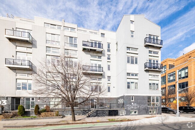 Building Photo - 299 McGuinness Blvd