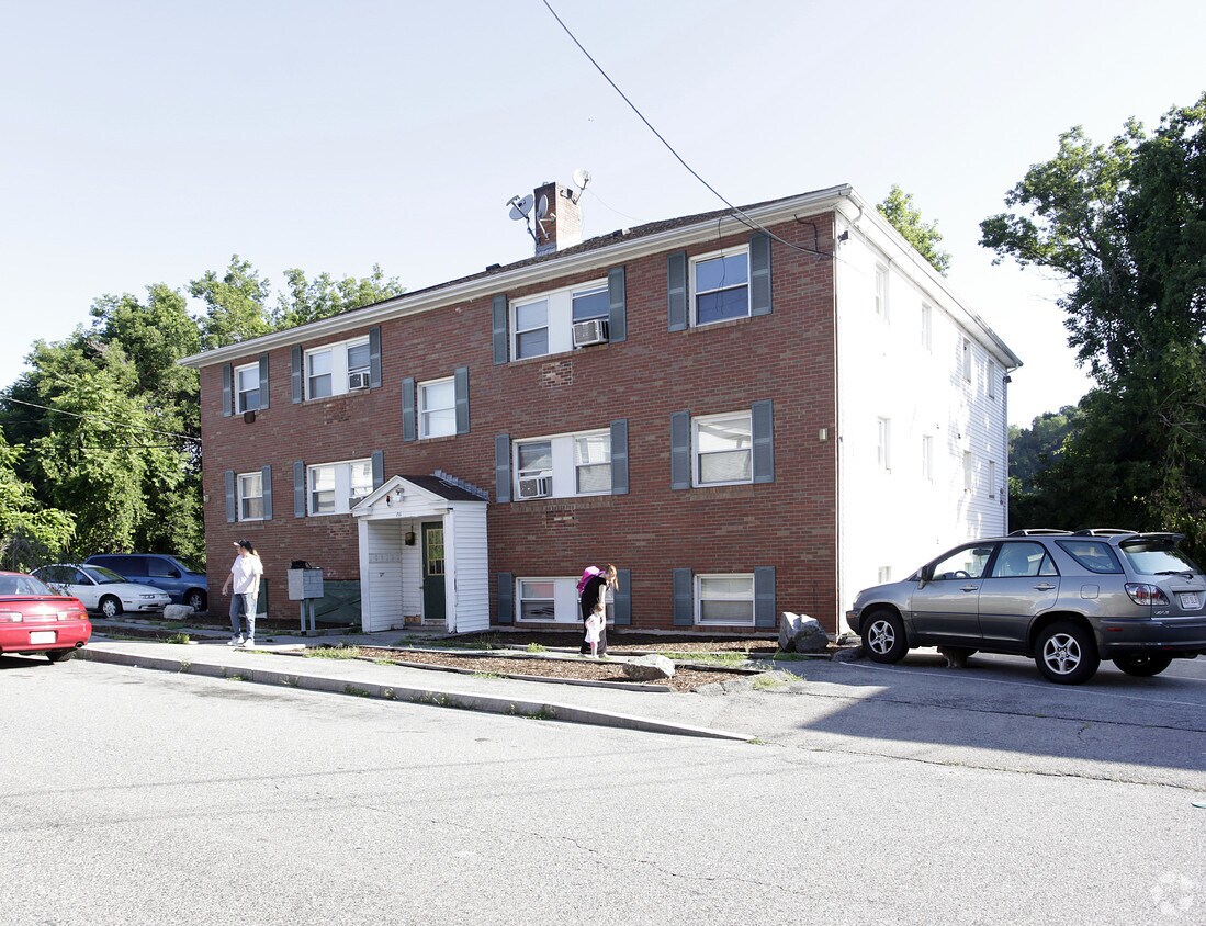 Primary Photo - Stackpole Street Apartments