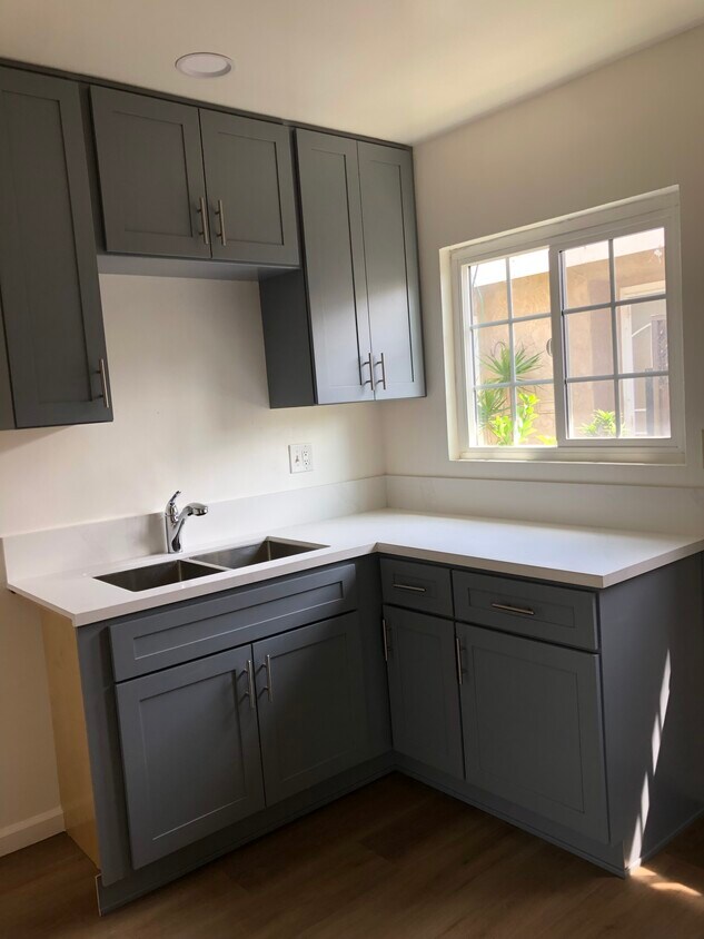 Photo - 13352 Downey Ave (Paramount, CA)