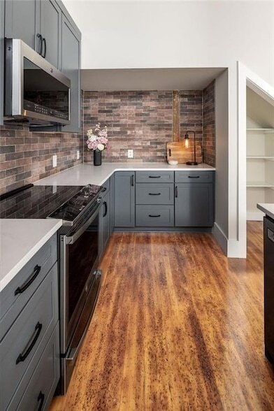 Photo - 200 Barrett St Apartment